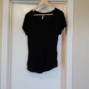 Xl black Fabletics tee